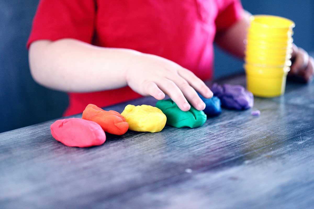 normativa-sul-portare-i-figli-al-lavoro